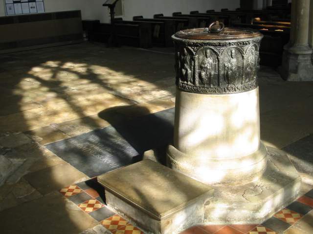 Lead font
