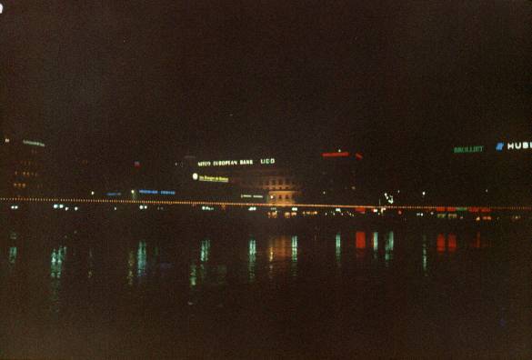 L'Ile at night